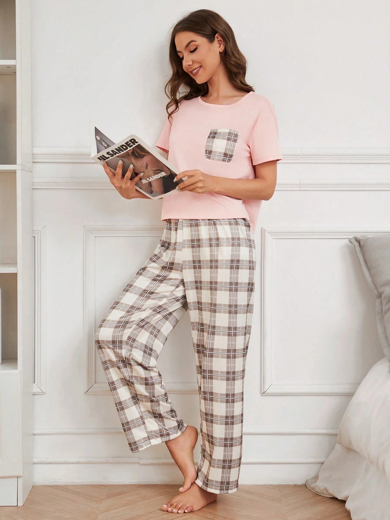 Ladies' Plaid Printed Short Sleeve T-Shirt And Long Pants Pajama Set Loungewear
